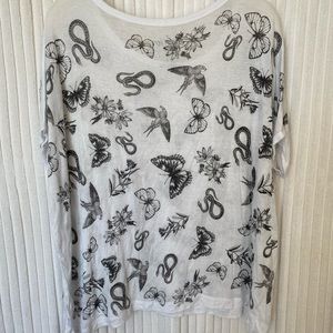 Tokyo White t-shirt Jersey Top with Butterflies